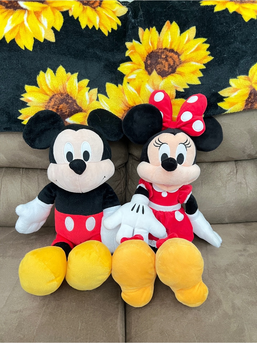 Disney Mickey & Minnie Plush Duo in Black, Red, Yellow